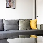 Wilenska Express Homely By Bookinghost *